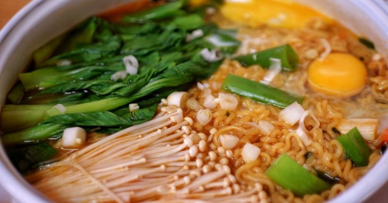 Soubor:113 Houbová polévka 1 4.jpg