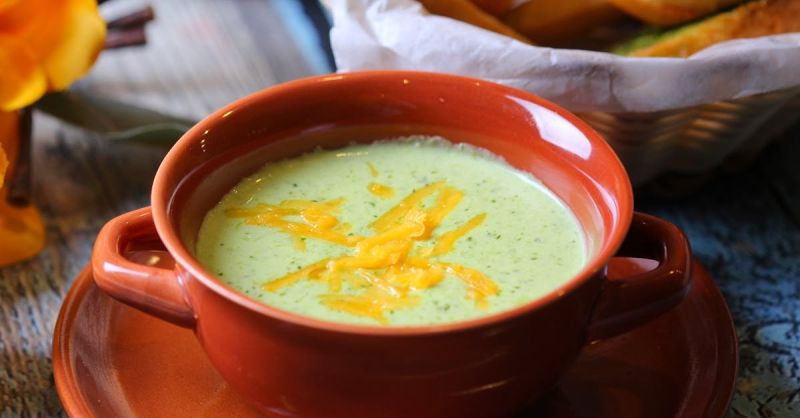 Soubor:1365 Brokolicová s křenem.jpg