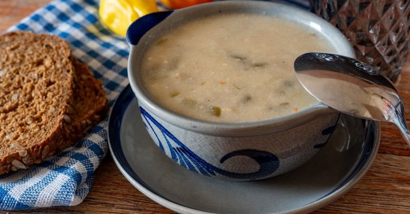 Soubor:1400 Pórková krémová polévka.jpg