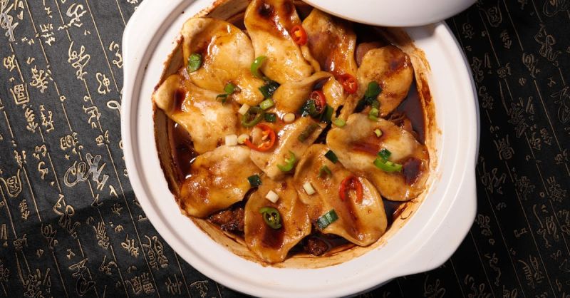 Soubor:152 Polévka s vejcem a houbami 2.jpg