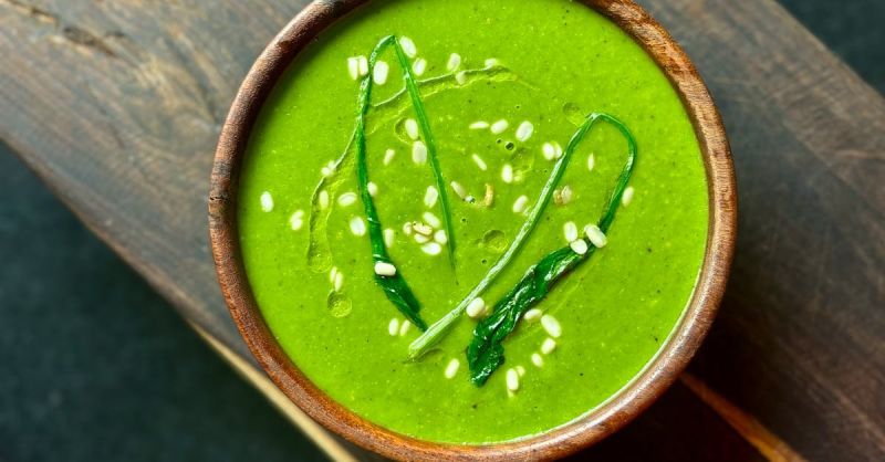 Soubor:202 Sýrová polévka se špenátem 5.jpg