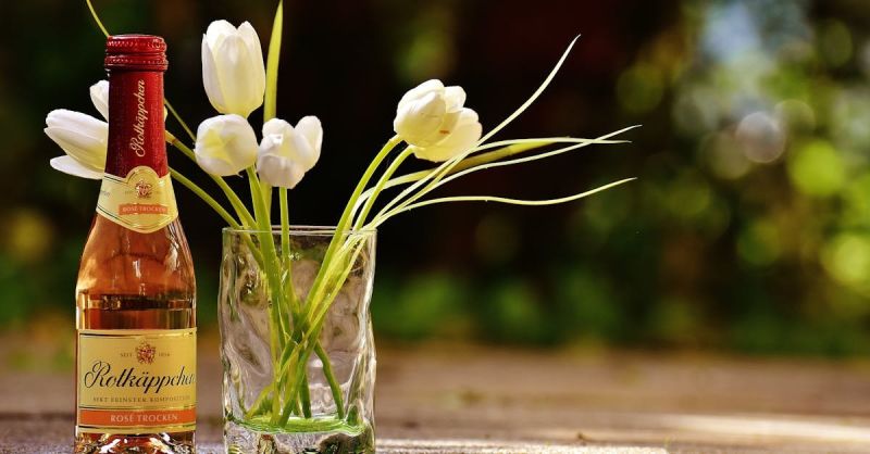 Soubor:208 Víno ze skořicových květů 4.jpg