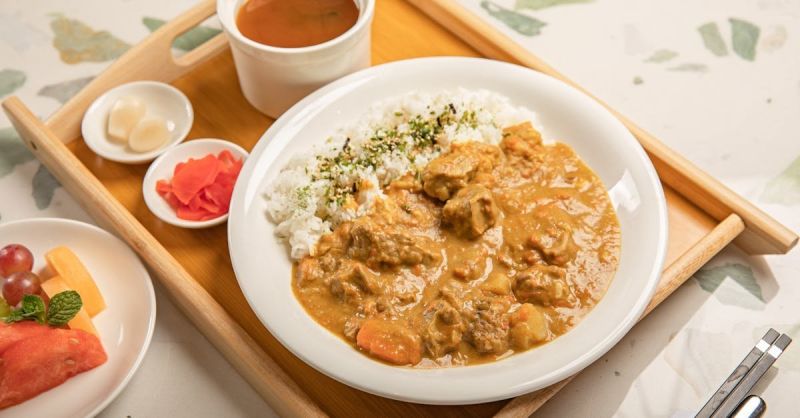 Soubor:2379 Kari rýže.jpg