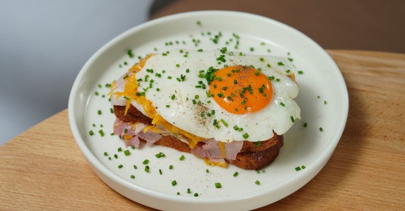 Soubor:241 Plněná vejce se šunkou 4.jpg