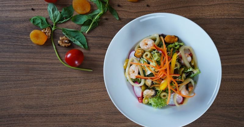 Soubor:269 Masový koktejl s pikantní omáčkou.jpg