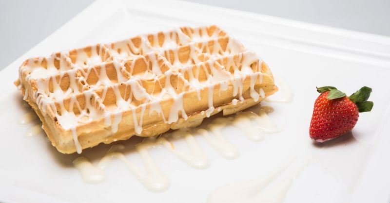 Soubor:308 Vafle s krémem a ovocem.jpg