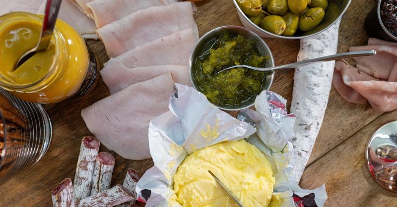 Soubor:337 Drožďová pomazánka se šunkou 3.jpg