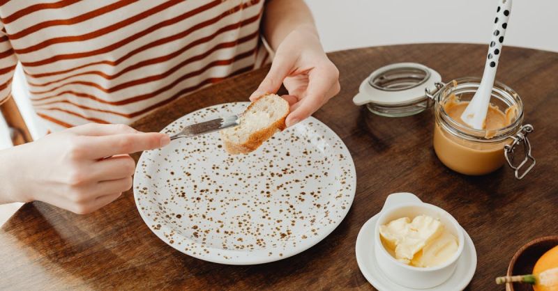 Soubor:350 Česnekové pomazánkové máslo.jpg