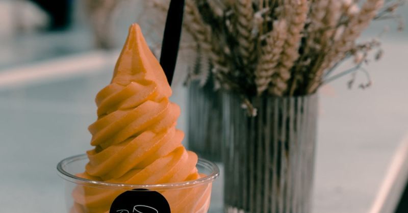 Soubor:3799 Flora Iced cream cup.jpg