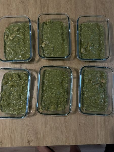 Soubor:Chicken Palak 05.jpg